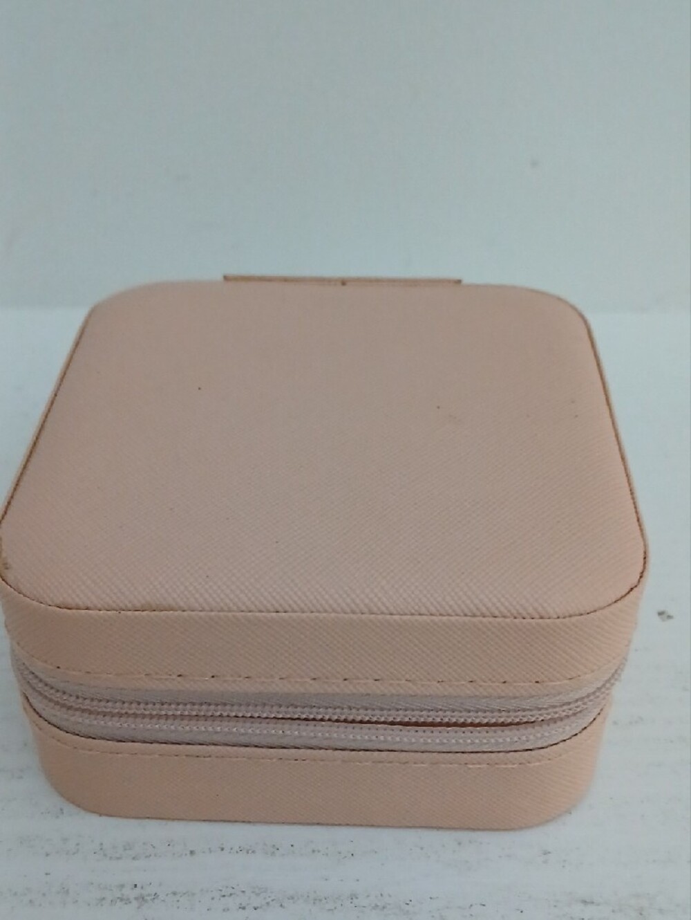 Travel Jewelry Organizer Case in Blush Pink - Picture 2 of 3